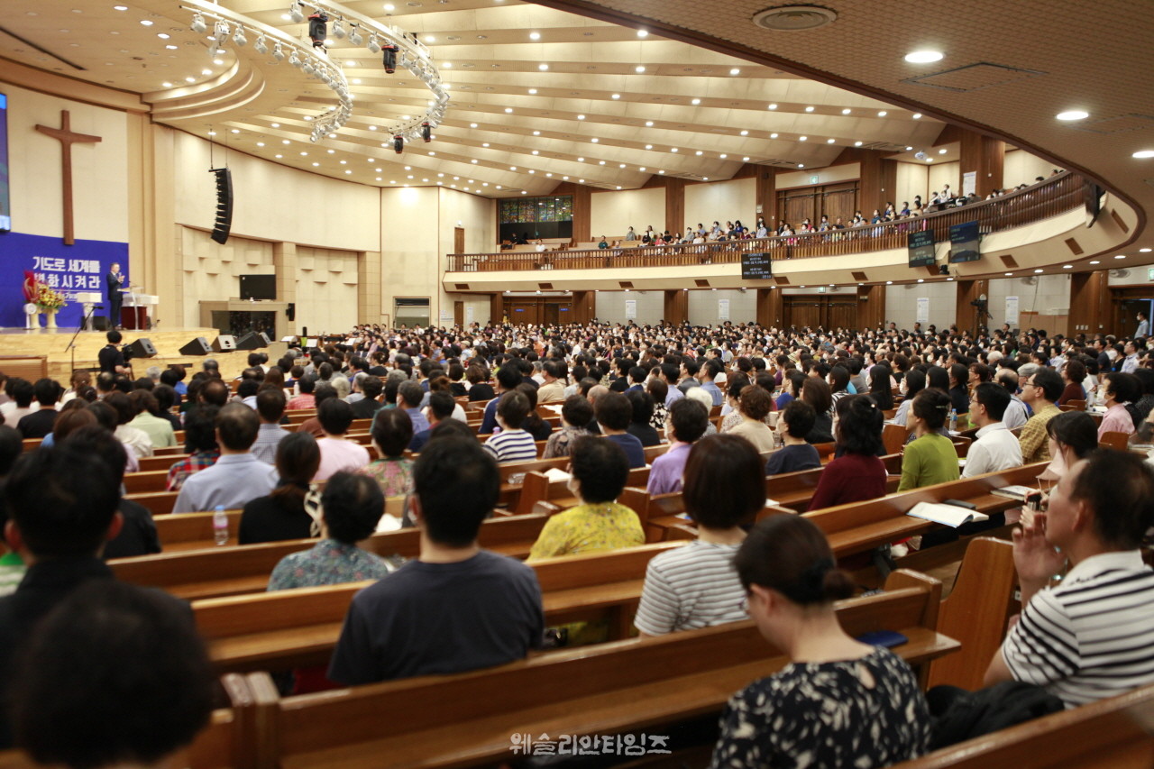 ▲대전 한빛교회 - ‘2023 기도컨퍼런스’ 둘째날 새벽 모습