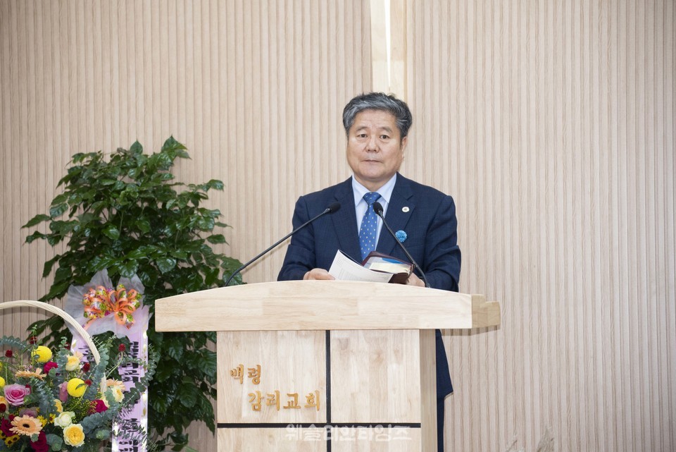 개척설립선언 - 옹진지방 문상범 감리사 - 부흥하고 성장하는 교회 지으려는게 아니다, 그러려면 도심지에 짓지~, 조국 방위와 통일의 기도터이다라고 백령감리교회의 정체성을 기자와의 인터뷰에서 밝힌 문상범 감리사