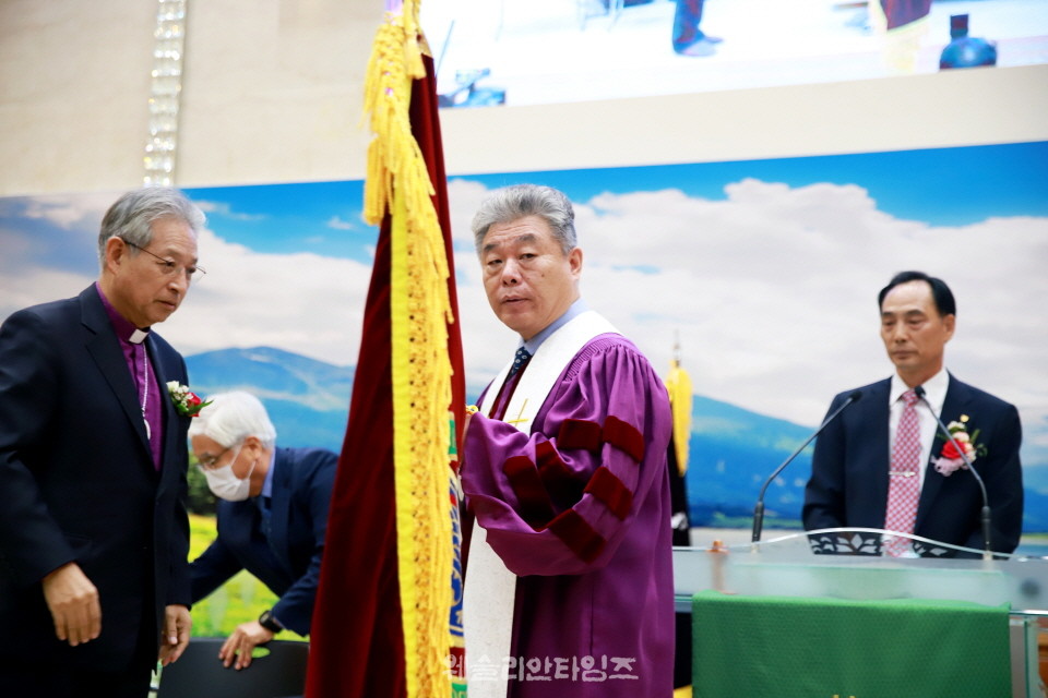 연회기 인계인수 중