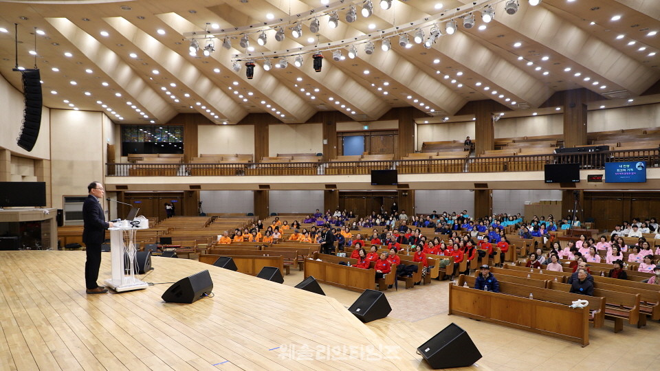 ▲대전한빛교회 ‘2026 목자 컨퍼런스’ 찬양콘서트 - 최용덕 간사