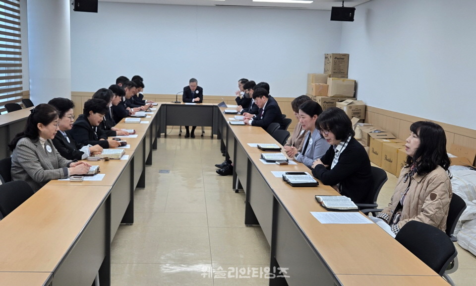 ▲‘2026 50일 기도학교’ 폐막, 50일간의 영적 대서사시를 마치고 아침 기도회로 시작