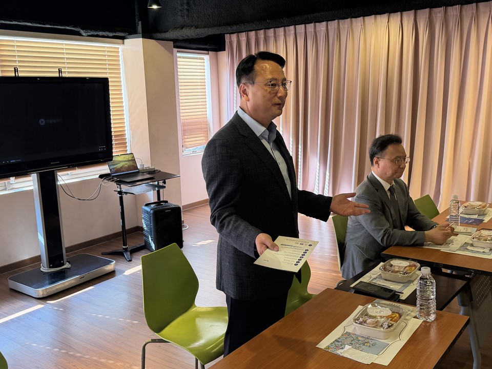 2026 감리회 총력전도주일 브리핑을 하고 있는 전도운동본부장 이상일 목사